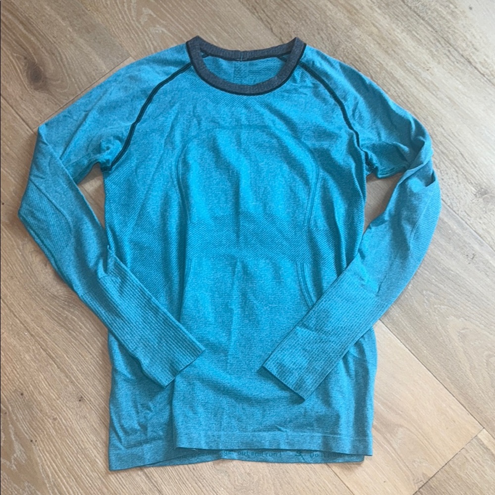 lululemon athletica Blue Muscle Tee